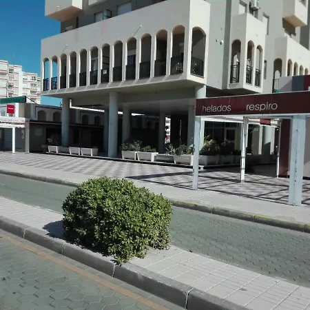 Valdelagrana Apartment
